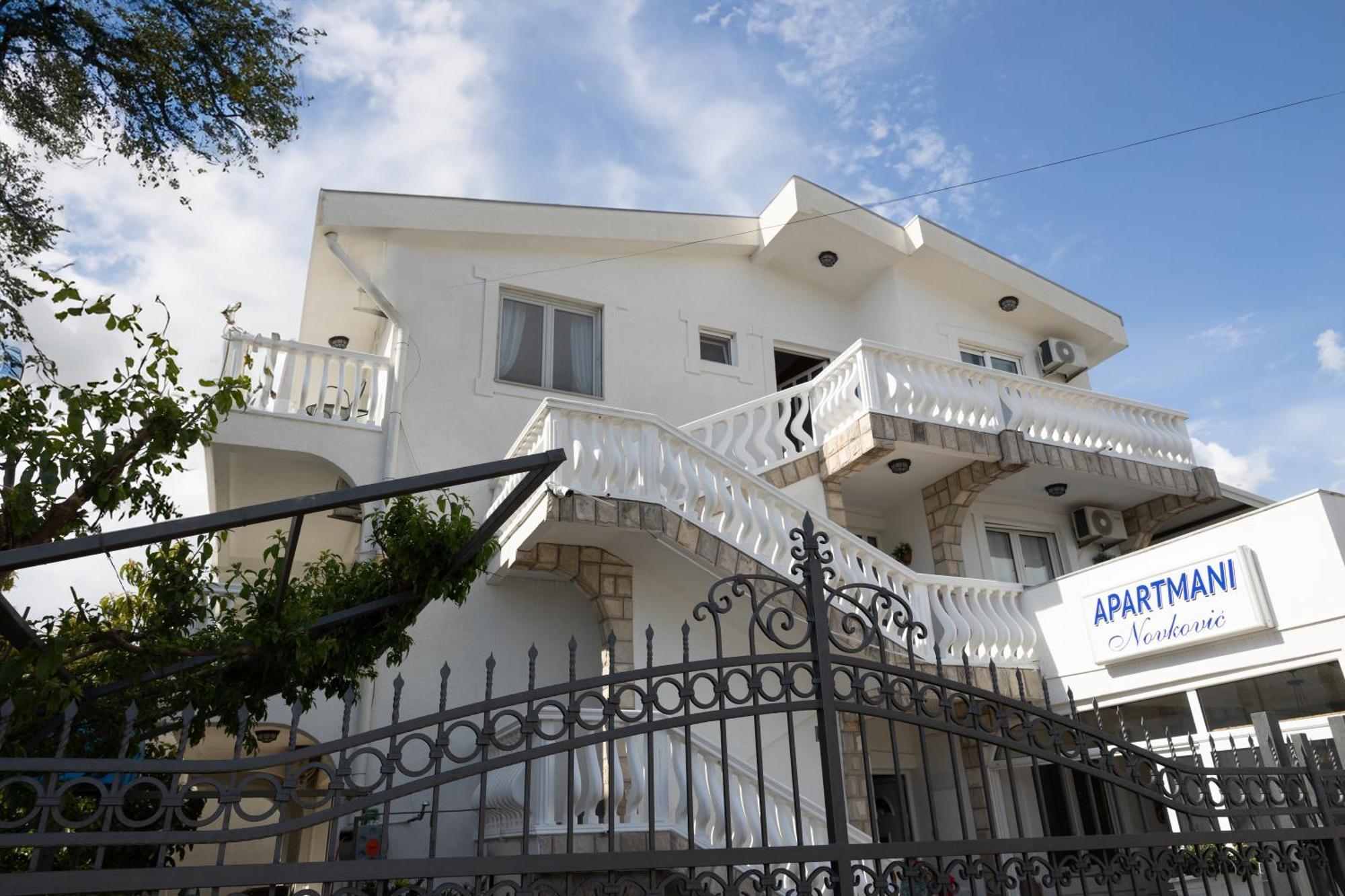 Apartmani Novkovic Бар Экстерьер фото